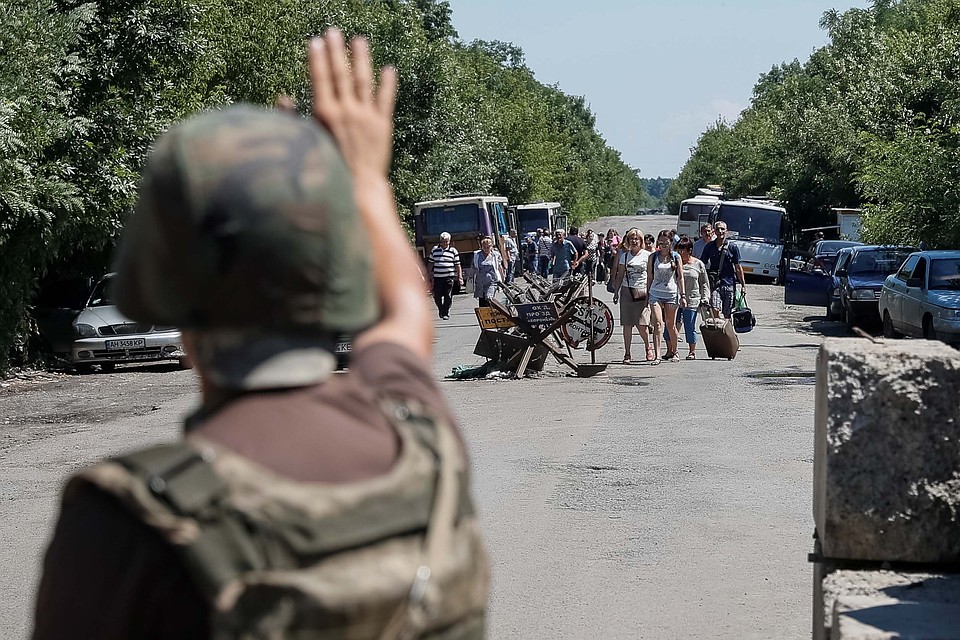 Украина готова к разведению сил и средств в Донбассе