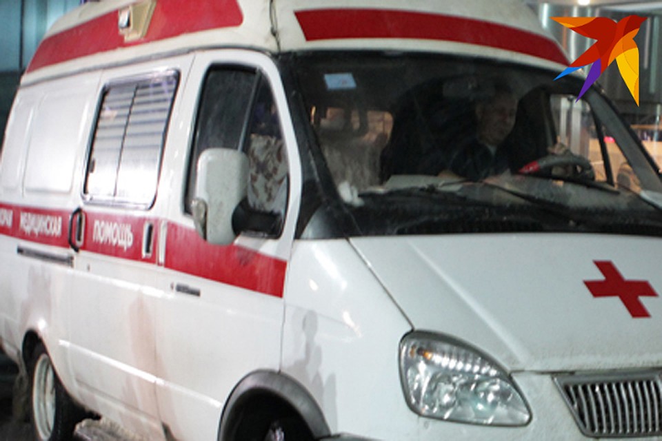 Полицейские проводят проверку по факту ДТП.