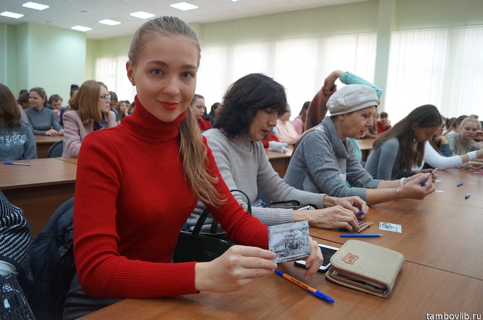 Диктант проходил как в печатном, так и в электронном виде
