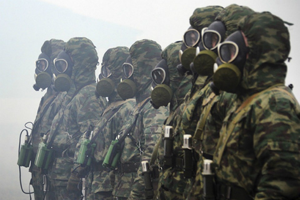 Военные из Приморья в Комсомольске продезинфицируют территории после паводка