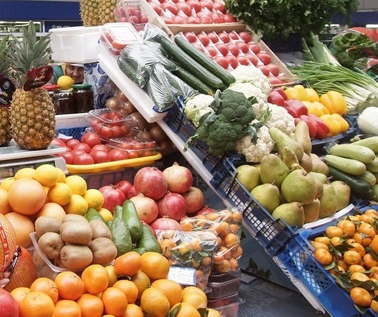 Продукты на овощебазе продавали без маркировки