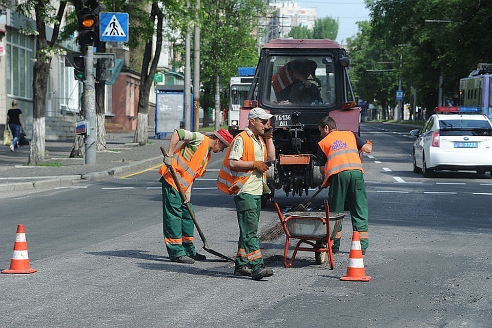 День дорожника отмечают в 3 воскресенье октября, в этом году праздник выпал на 20 число
