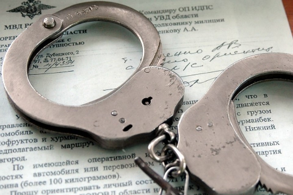 Полиция устанавливает личность мужчины