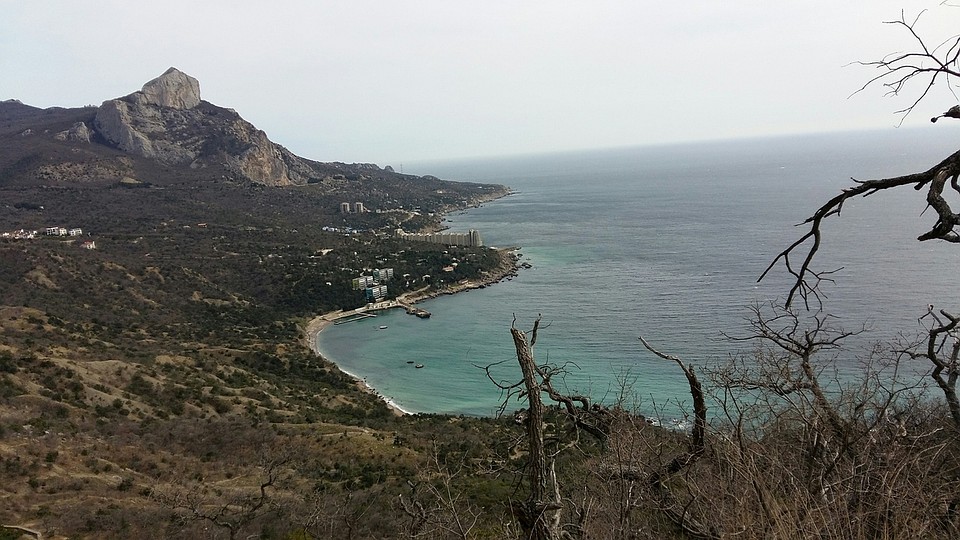 От Крыма представлены два поселка