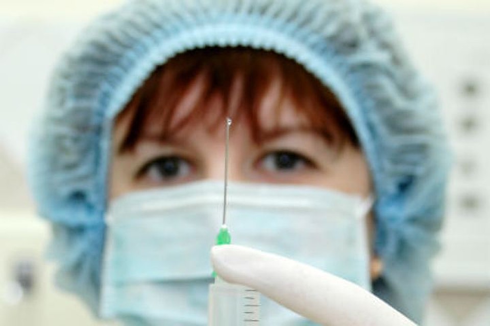 Бывают такие ситуации, когда больные не могут выносить боль и просят помочь уйти из жизни. Помогать ли им в этом или нет?