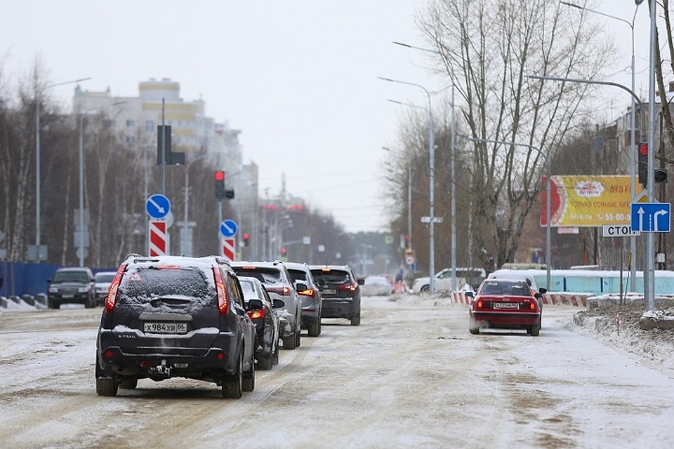 На оживленном перекрестке Сургута установлены пешеходные переходы. Фото с сайта администрации города Сургут