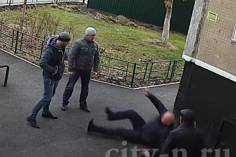 Конфликт каратиста и преподавателя из Новокузнецка прокомментировали в полиции. ФОТО: кадр видео city-n