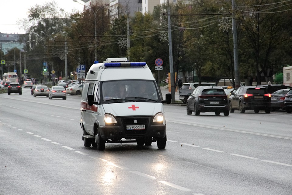 Пострадавшего увезли в больницу.