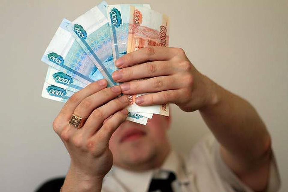 Глава администрации поселения два месяца не платил зарплату работникам