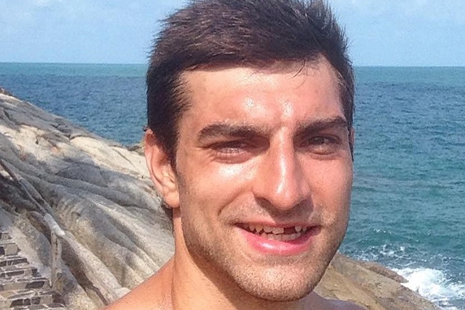 Автомобиль Пахрудина Гимбатова сжег агрессивный байкер.
