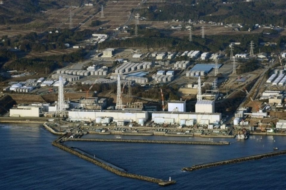 Цунами накрыло АЭС и привело к серьезной аварии