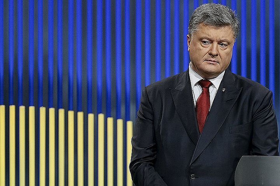 "Российский заказ": Порошенко винит Москву в намерении снять с него неприкосновенность