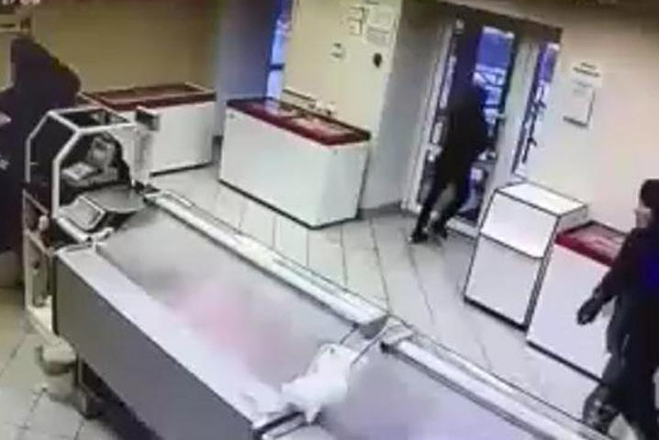 ото: скриншот видео с камеры наблюдения.