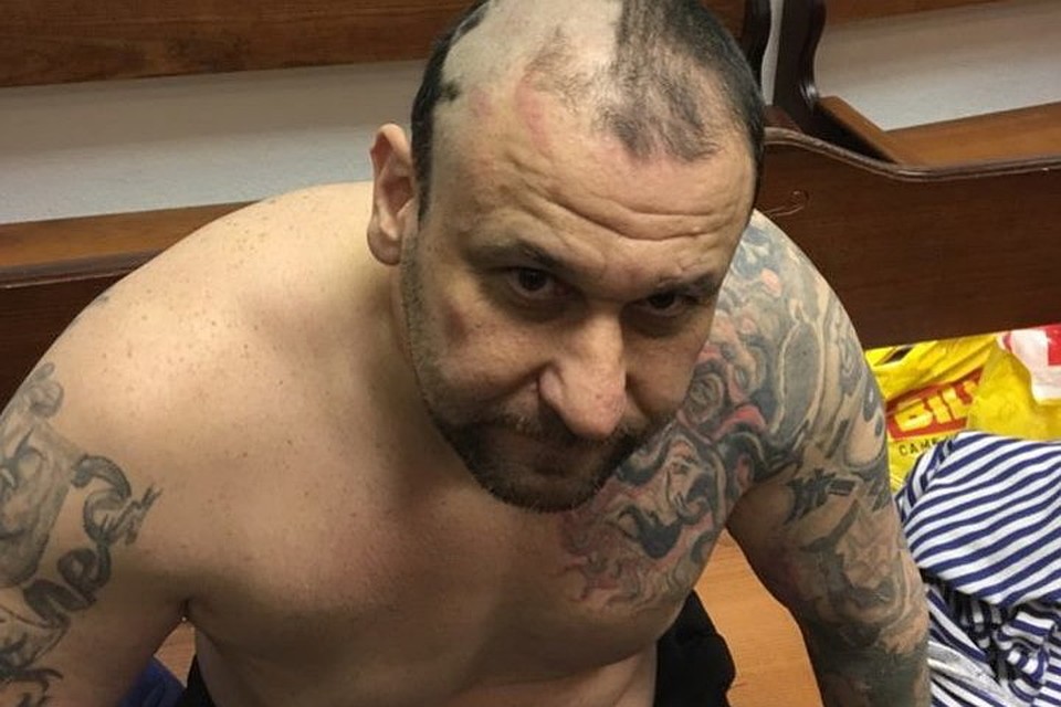 Командир роты Руслан Онищенко «Абельмас» до войны был криминальным авторитетом в Торезе и пять раз привлекался к уголовной ответственности. Фото: Facebook/Юрий Кармазин