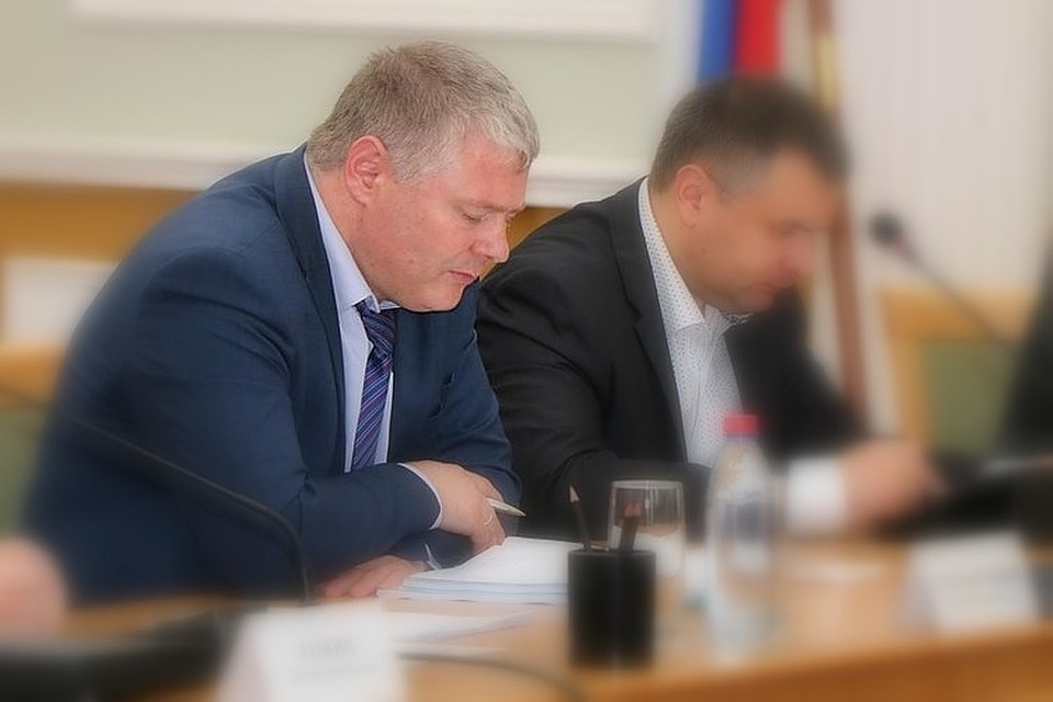 Директор РМПТС Роман Степанушкин дает рязанцам возможность сэкономить. Фото: пресс-служба администрации Рязани.
