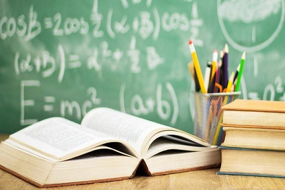 Еще 12 вузов были оштрафованы, по одному вузу дело было направлено в суд.