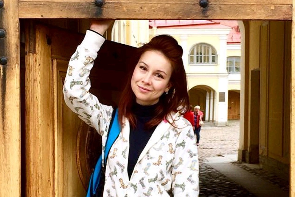 В Москву Лена и ее жених должны были вернуться 27 ноября.