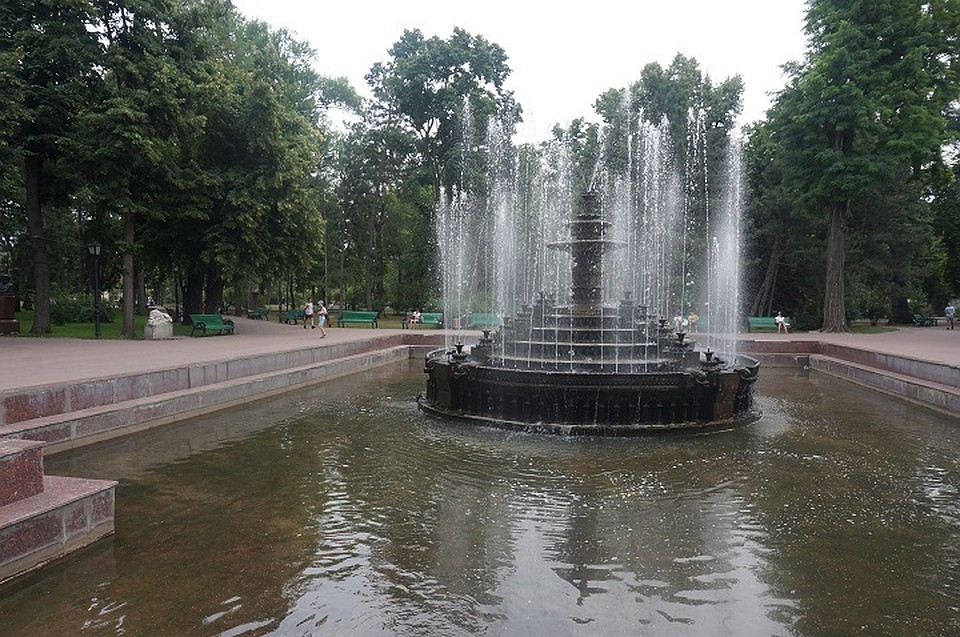В парке Штефан чел Маре сегодня меняют пластик на мыло