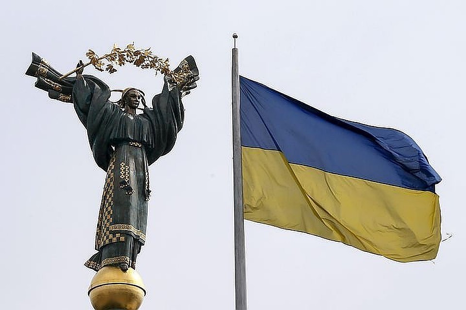 "Забыли об истинном смысле существования": Украинский журналист раскритиковал власти Незалежной
