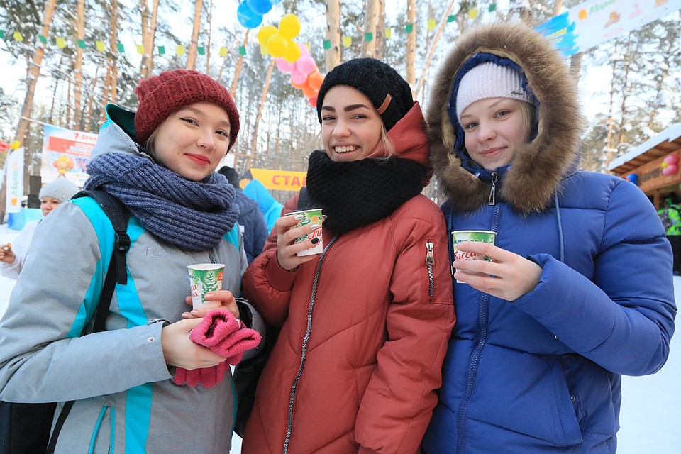 Открытие лыжного сезона на «Трассе здоровья» в Барнауле Фото: Олег УКЛАДОВ