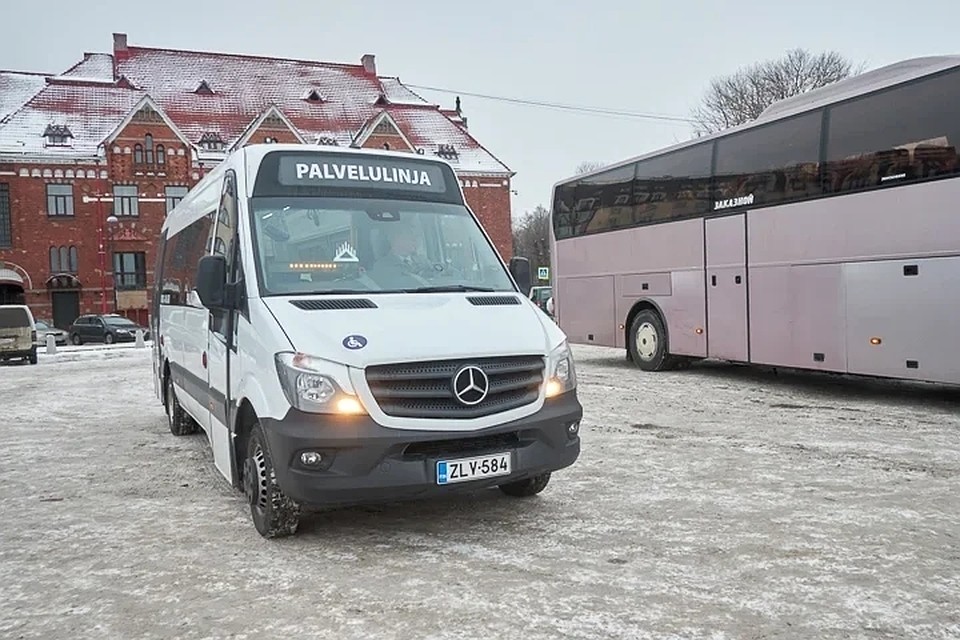 Угонщика микроавтобусов отправили в исправительную колонию строгого режима на 4 года и 3 месяца.