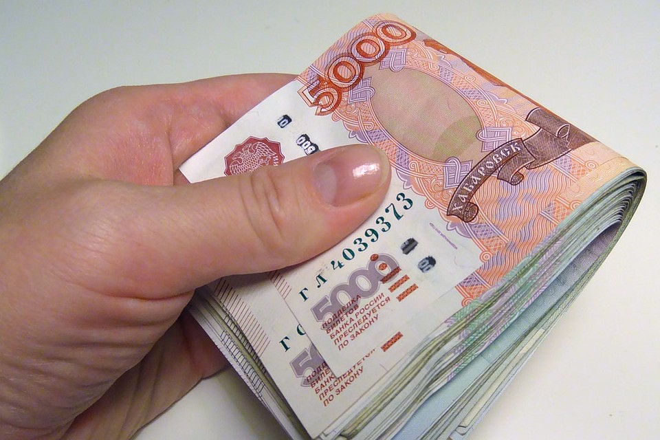 В Нижневартовске сотрудница страховой компании присвоила деньги, вырученные от продажи полисов