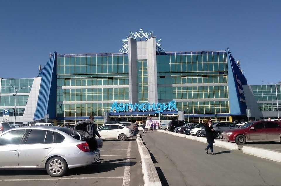 Кемеровчане лишатся автозаправки возле торгового центра