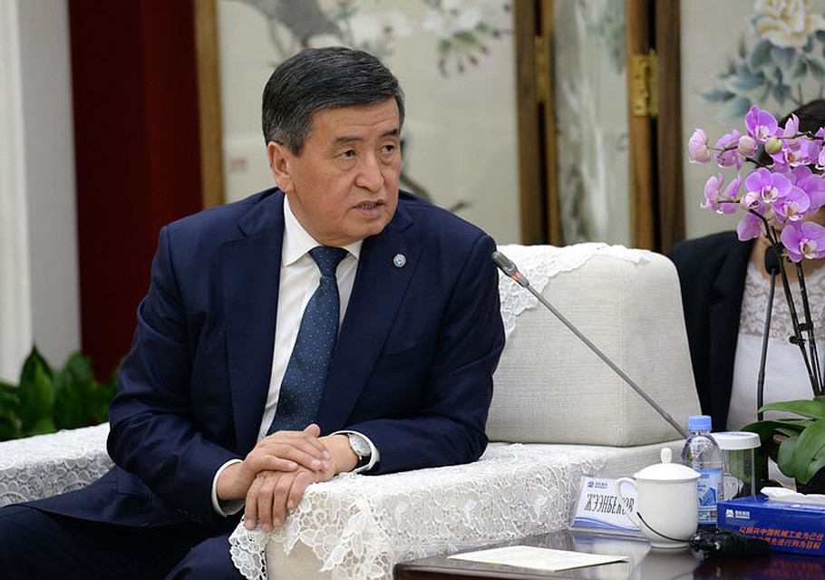 Президент сделал новые кадровые перестановки.