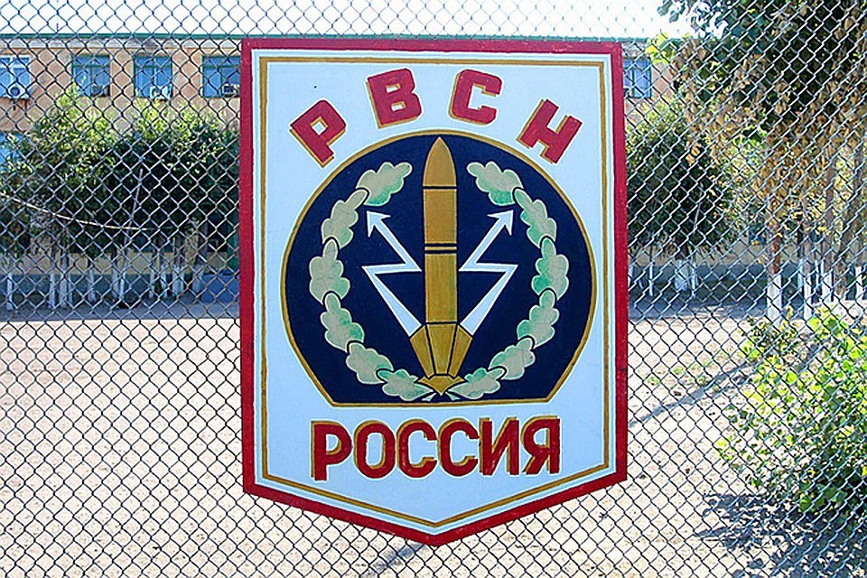 Двери командного пункта проверили на прочность при помощи «ядерного взрыва»