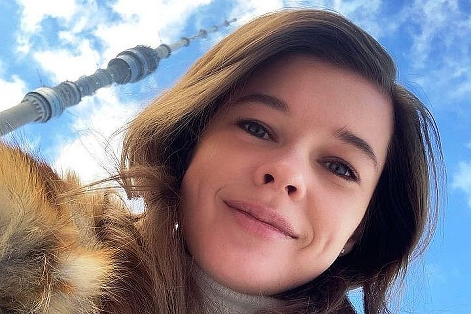 Поклонники были в восторге от детского фото и отметили, что актриса почти не изменилась с тех пор. Фото: Instagram Комсомольская правда