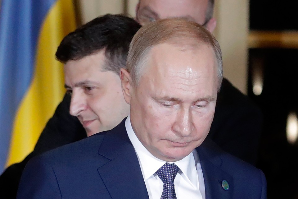 После переговоров российского и украинского президентов начался ужин лидеров "нормандской четверки". Фото: Михаил Метцель/ТАСС