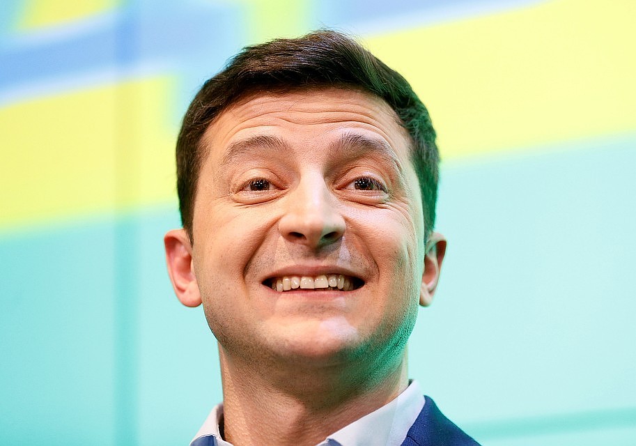 Президент Украины "пригласил" журналистов из России, но не объяснил, почему их разворачивают в аэропорту