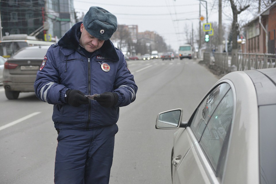 Депутат был пойман за рулем в нетрезвом виде.