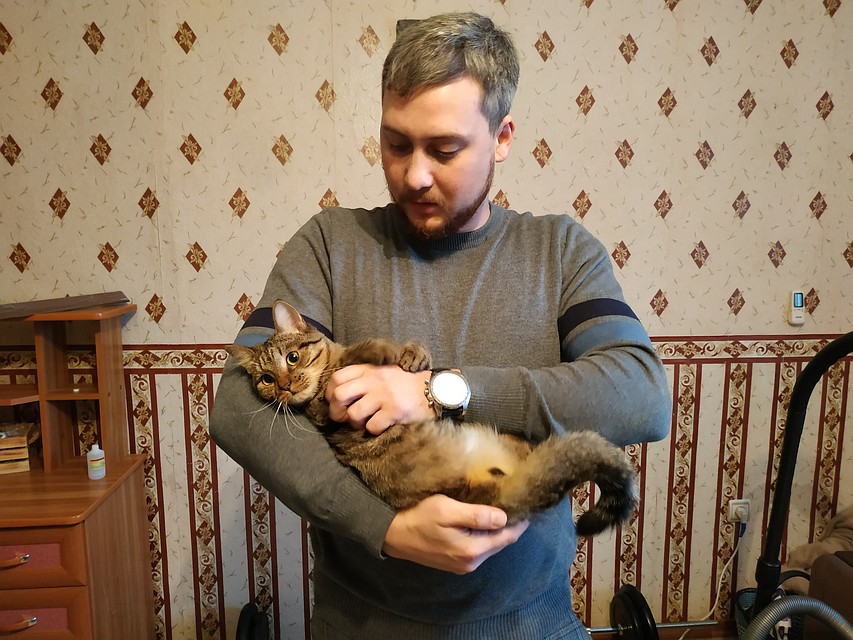Александр Ермолаев и спасенный им Липтон