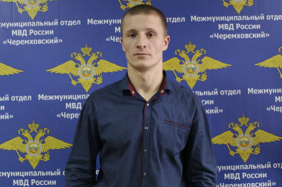 Стажер полиции спас семью на пожаре в Иркутской области. Фото: ГУ МВД России по Иркутской области.
