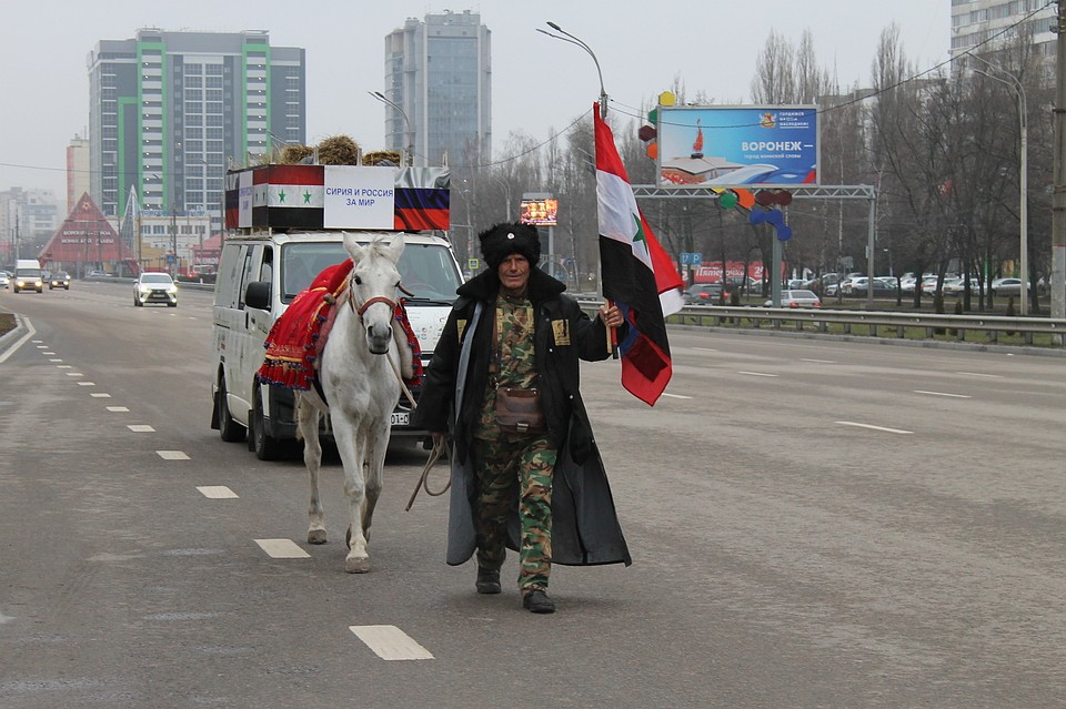 Путешественник прошел через Воронеж.