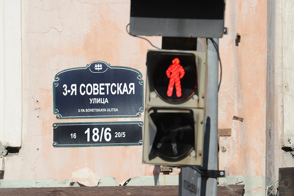 Советские улицы в Рождественские в Петербурге так и не переименовали.