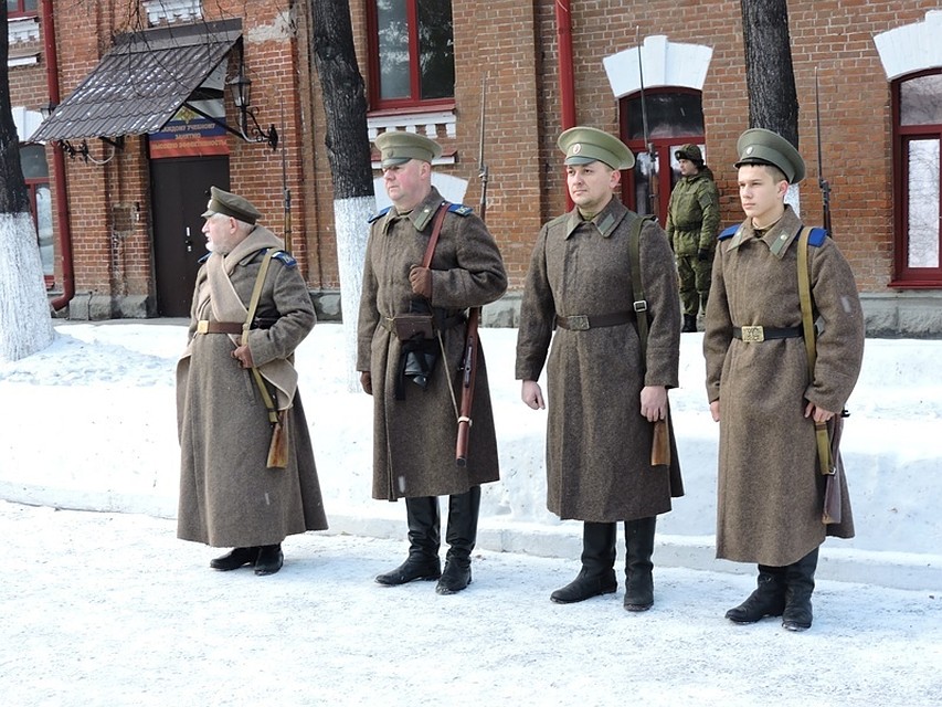 В автомобильном училище провели историческую реконструкцию. Фото: Андрей Зубанов