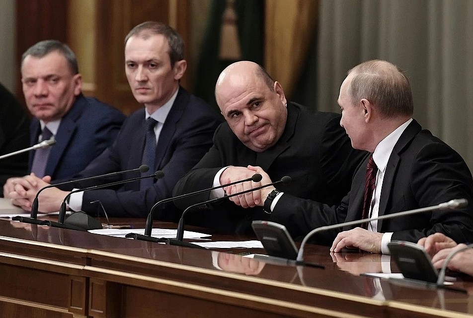 Премьер Мишустин провел первое заседание правительства