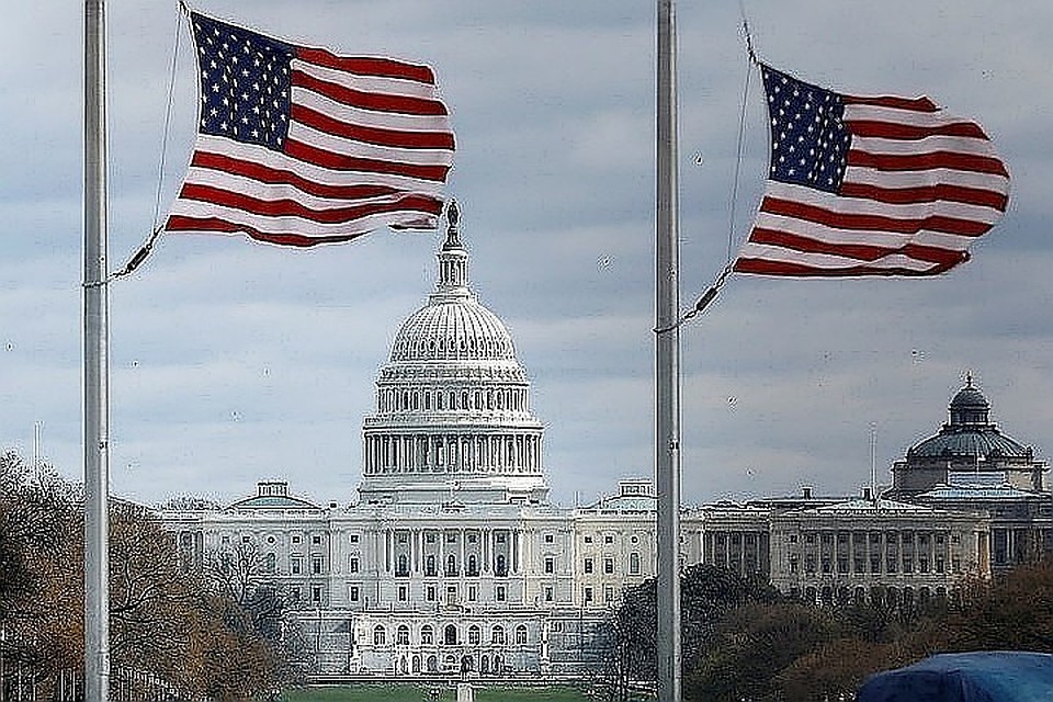 США планируют ограничить выдачу виз для граждан Белоруссии и Киргизии