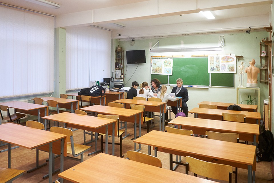 Из-за проверочной работы по русскому ученик 6 класса "заминировал" родную школу.