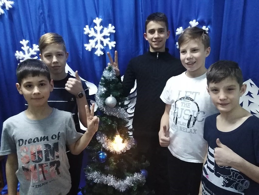 Первыми экспозицию музея посетили воспитанники детских домов краевой столицы. Фото: пресс-служба "ДГК"