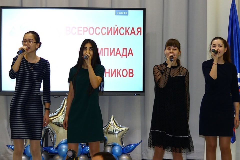 На Ямале победителям всероссийской олимпиады школьников вручат премии Фото: salekhard.org