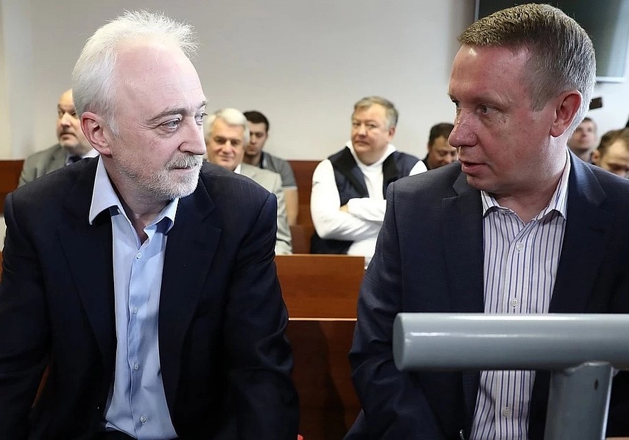Бывший глава государственной корпорации "Роснано" Леонид Меламед и финансовый директор компании Святослав Понуров Фото: Станислав Красильников ТАСС