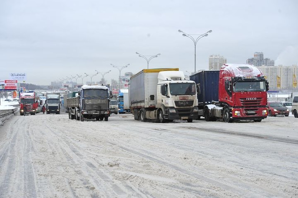 Из-за неблагоприятной погоды возможны ДТП в городе.