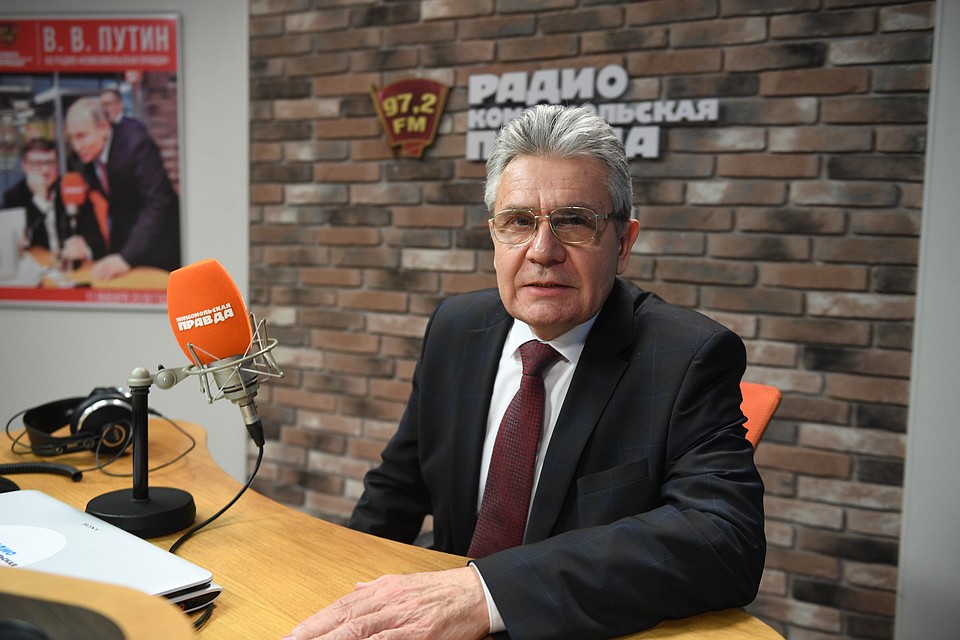 Глава Российской академии наук Александр Сергеев.