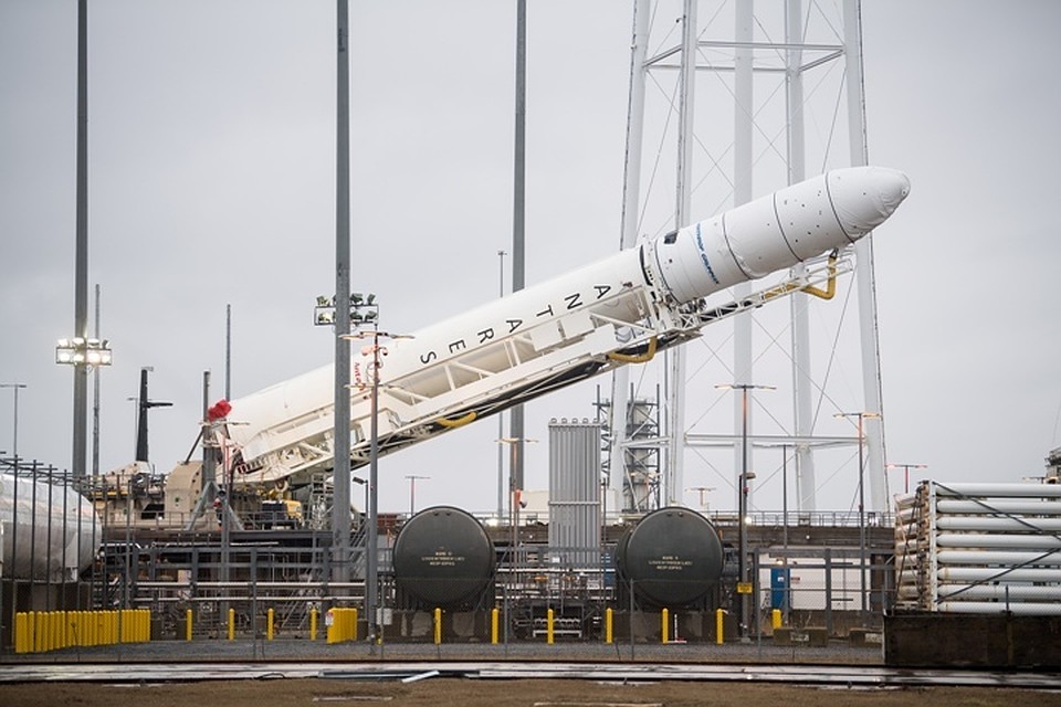 Запуск ракеты Antares c грузом для МКС отменили за 2 минуты до старта