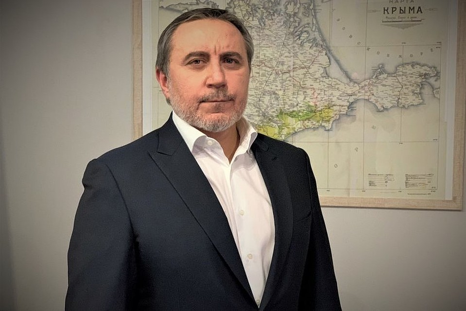 Ленур Ислямов просил у зрителей денег на свой телеканал. Фото: ATR