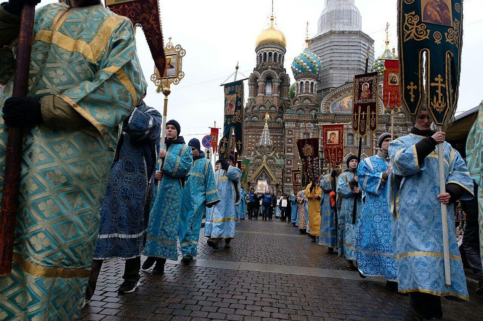 Крестный ход прошел в Петербурге