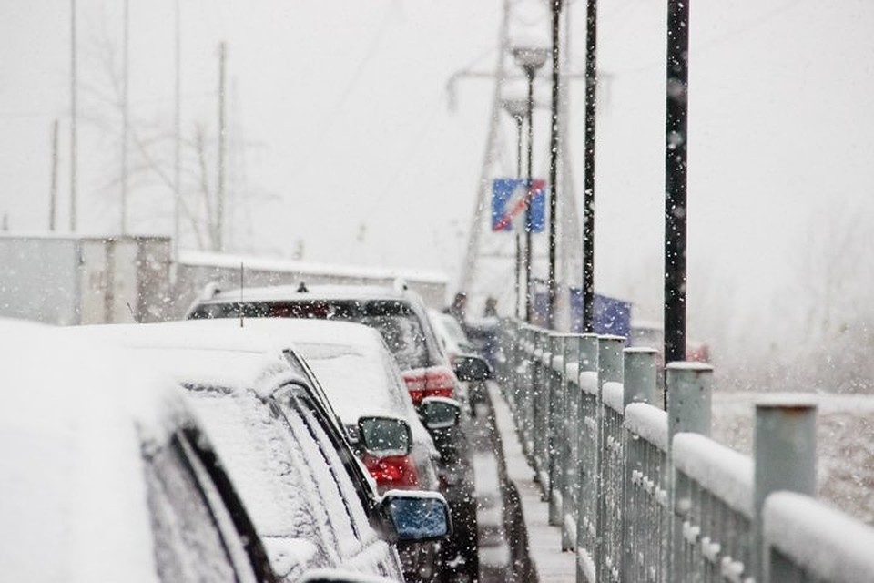 Температура воздуха ночью -3,-8, днем +3,-2.